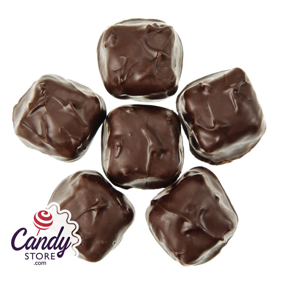 KIT KAT Chocolate Bars Miniatures, 64oz (4LB) Bulk Candy, Assorted  Miniatures, (White, Milk, Dark Chocolate) - 4 Pound (Pack of 1)